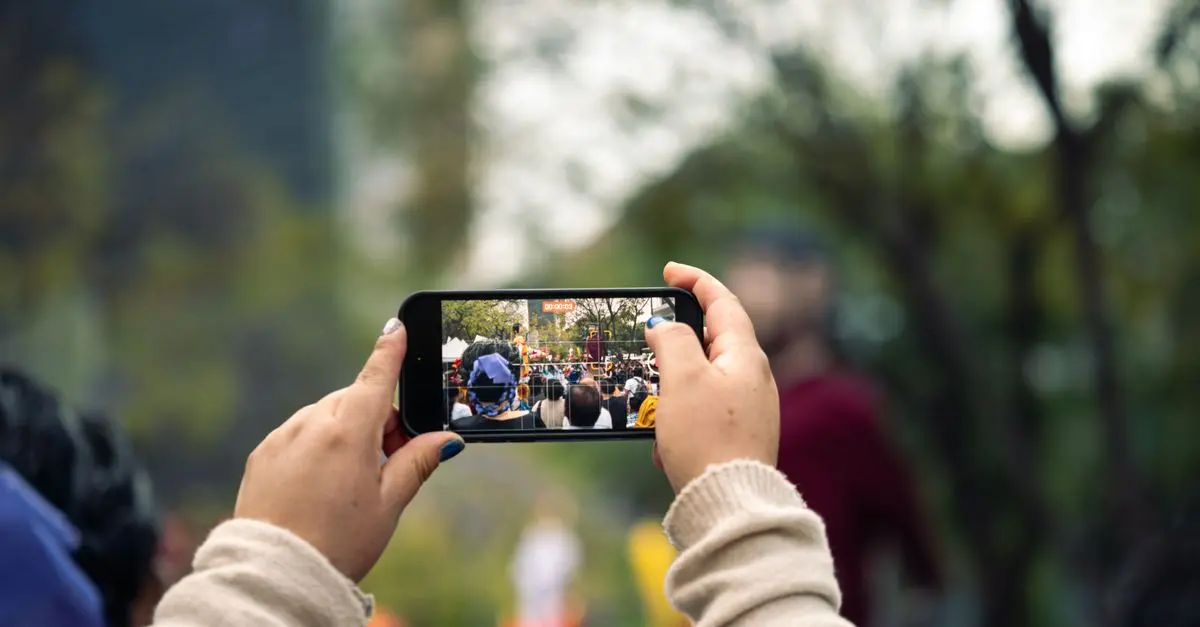 Comment utiliser les réseaux sociaux pour suivre le sport en direct