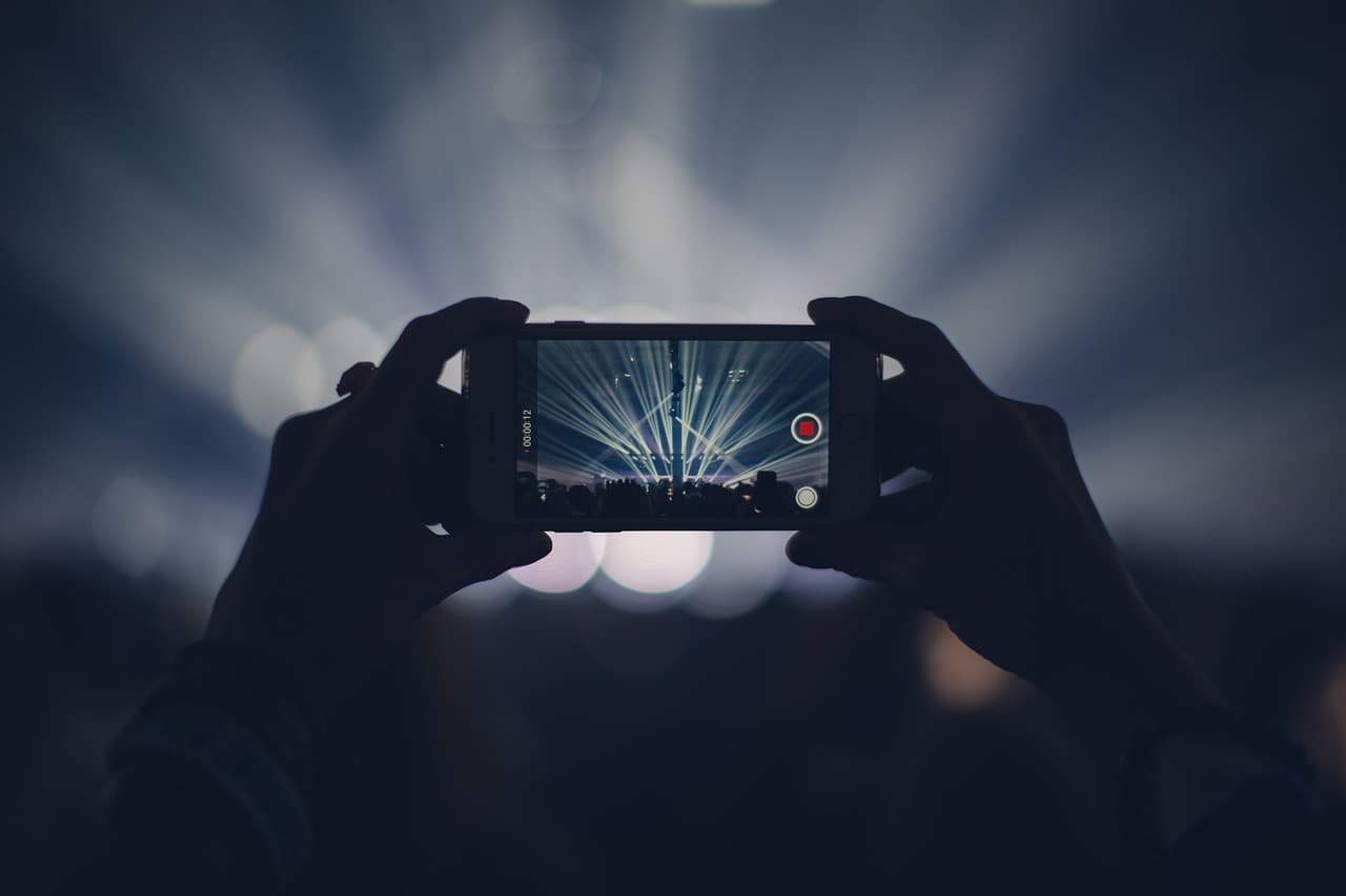 Comment suivre le sport en direct sur mobile efficacement